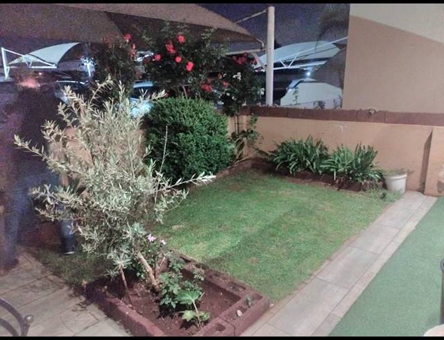 2 BEDROOM PROPERTY TO RENT IN KOOKRUS